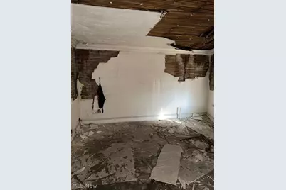 14201 Miles Avenue, Loveland, OH 44128 - Photo 27