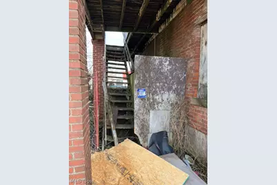 14201 Miles Avenue, Loveland, OH 44128 - Photo 3