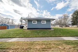 4103 Woodmere Dr, Youngstown, OH 44515 - Photo 5