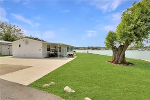 1660 N Compass Ave, Port Clinton, OH 43452 - Photo 33