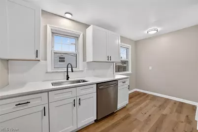 3799 Merrymound Road, Loveland, OH 44121 - Photo 7