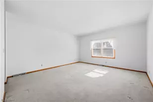 361 Hilltop Blvd, Canfield, OH 44406 - Photo 13