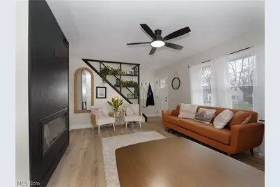 1111 Center Avenue, Cuyahoga Falls, OH 44221 - Photo 5