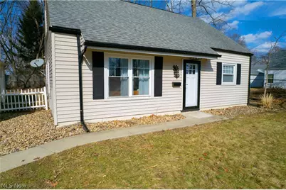 1111 Center Avenue, Cuyahoga Falls, OH 44221 - Photo 3