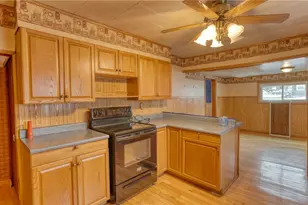 237 S 5th St, Byesville, OH 43723 - Photo 9