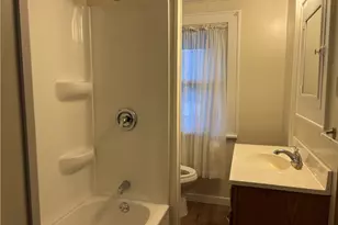 315 E 10th St, Dover, OH 44622 - Photo 15