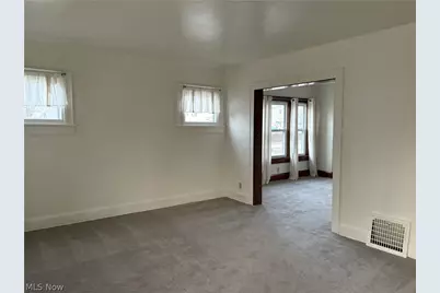 315 E 10th Street #Rear, Dover, OH 44622 - Photo 5