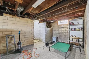 2420 Beechwood Ave NE, Alliance, OH 44601 - Photo 29