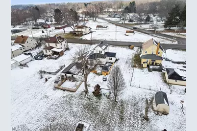 2420 Beechwood Avenue NE, Alliance, OH 44601 - Photo 39