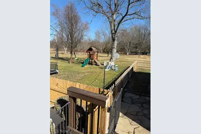 2420 Beechwood Avenue NE, Alliance, OH 44601 - Photo 47