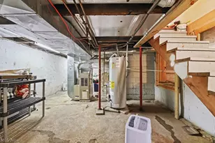 2420 Beechwood Ave NE, Alliance, OH 44601 - Photo 31