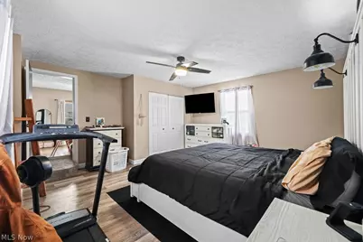 2420 Beechwood Avenue NE, Alliance, OH 44601 - Photo 21