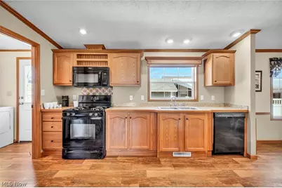 378 Pin Oak, Elyria, OH 44035 - Photo 13