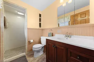 2761 Crompton St NE, Canton, OH 44721 - Photo 25