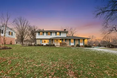 2761 Crompton N.E., Canton, OH 44721 - Photo 1