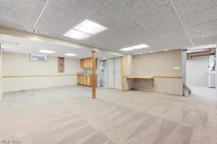 2761 Crompton St NE, Canton, OH 44721 - Photo 33