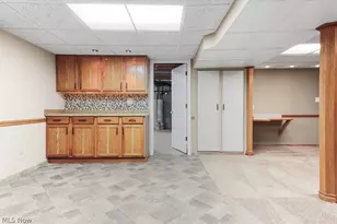 2761 Crompton St NE, Canton, OH 44721 - Photo 35