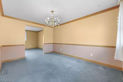 2761 Crompton N.E., Canton, OH 44721 - Photo 13