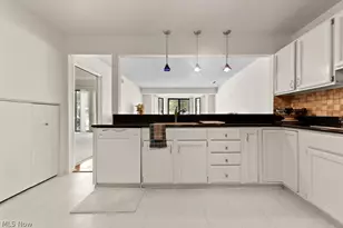 1775 Brookwood Dr, Akron, OH 44313 - Photo 19