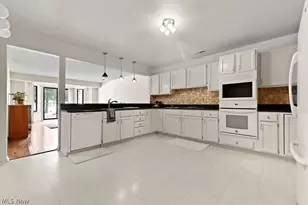 1775 Brookwood Dr, Akron, OH 44313 - Photo 17