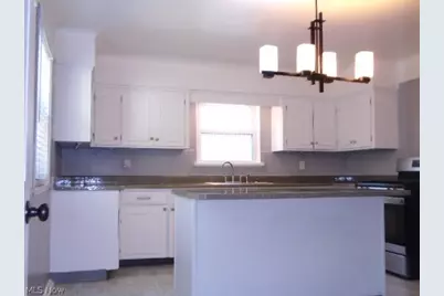 18909 Pawnee Avenue, Loveland, OH 44119 - Photo 13