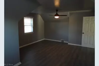 18909 Pawnee Avenue, Loveland, OH 44119 - Photo 23