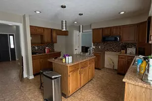 749 Regina Dr, Vermilion, OH 44089 - Photo 11