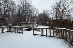 749 Regina Dr, Vermilion, OH 44089 - Photo 9