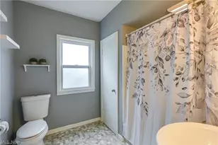 15400 Hilliard Rd, Oakwood, OH 44107 - Photo 23