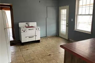 628 Milan St N, Canal Fulton, OH 44614 - Photo 11