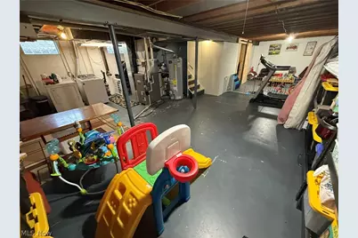 835 Chelsea Drive, Dover, OH 44622 - Photo 19