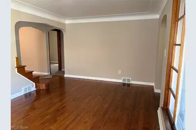 5116 Erwin Street, Maple Heights, OH 44137 - Photo 7
