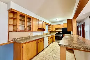 3945 Mill Dr, Zanesville, OH 43701 - Photo 3