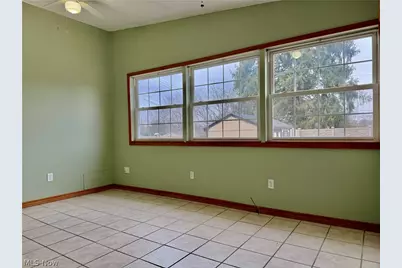 3945 Mill Drive, Zanesville, OH 43701 - Photo 5