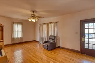 908 N 8th St, Cambridge, OH 43725 - Photo 15