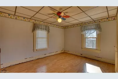 908 N 8th Street, Cambridge, OH 43725 - Photo 19