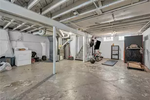 515 E 250th St, Euclid, OH 44132 - Photo 35