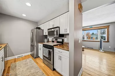 7416 Larkspur Drive, Mentor on the Lake, OH 44060 - Photo 13