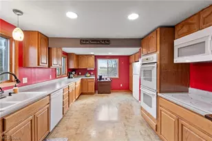 1707 Congress Lake Rd, Mogadore, OH 44260 - Photo 9