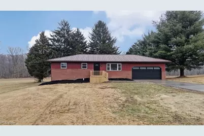 362 Jettie Avenue NE, Canton, OH 44730 - Photo 1