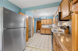 1091 Collinwood Ave, Akron, OH 44310 - Photo 9