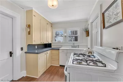 869 W Spruce Avenue, Ravenna, OH 44266 - Photo 13