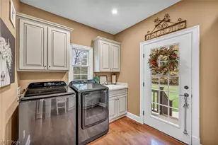 8933 Mountain View Dr, Mentor, OH 44060 - Photo 35