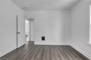 12104 Osceola Ave, Loveland, OH 44108 - Photo 9