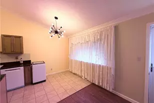 21884 River Oaks Dr, Rocky River, OH 44116 - Photo 5
