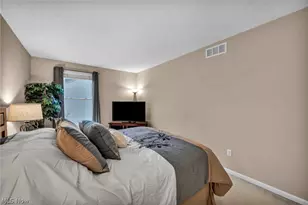 5312 Bringham Dr, Brunswick Hills, OH 44212 - Photo 27