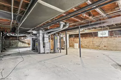 539 E Cuyahoga Falls Avenue, Akron, OH 44310 - Photo 47