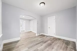 539 E Cuyahoga Falls Ave, Akron, OH 44310 - Photo 21