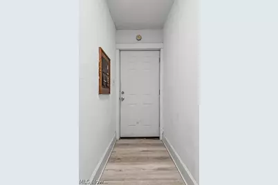 539 E Cuyahoga Falls Avenue, Akron, OH 44310 - Photo 15