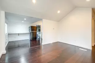 6095 Bell Ave, Hubbard, OH 44425 - Photo 7